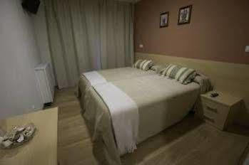 Hotel Alcamino Mompia