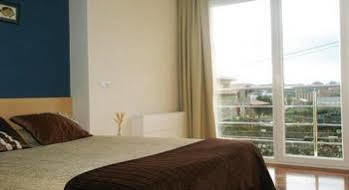Alcamino Hotel Mompia